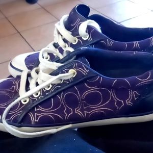 Coach shoes 7.5b worn a few times still like new I love them just not the color